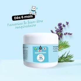 ✨ Nouveau chez LCA ✨ Découvrez le baume pectoral LCA KIDS 🐻‍❄️Pensé pour le bien-être respiratoire des tout-petits dès les premiers signes de refroidissement, notre baume pectoral offre une formule naturelle à 99% ! Composé d’huiles végétales d’amande douce et de ricin, de beurres de cacao et de karité, ainsi que d’un doux mélange d’huiles essentielles (sapin baumier, lavande fine, thym…), il apaise et réconforte pour des nuits plus sereines. 🌙💤Sa texture douce et son application agréable feront de ce baume votre allié pour apporter à votre enfant une bulle de bien-être et de douceur.💡 Le bon geste : appliquez une noisette de baume sur la poitrine et le dos de votre enfant en évitant les yeux et les muqueuses.#bienêtrerespiratoire #LCAKids #aromathérapie #naturel #confortrespiratoire